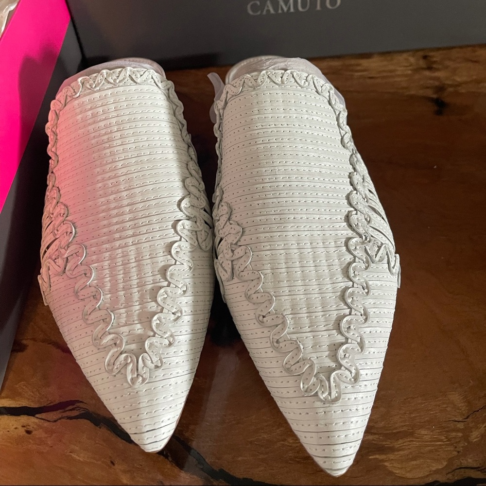 Vince Camuto flats